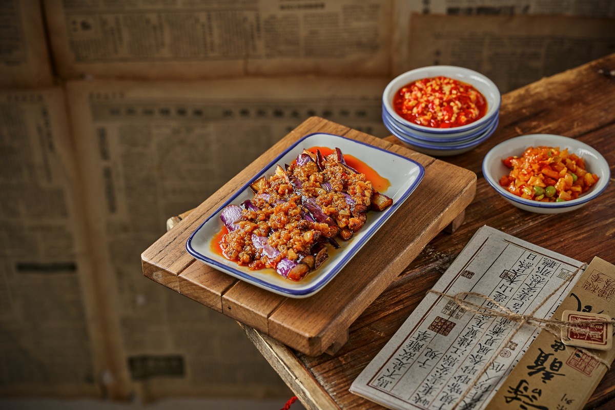 红烧肥肠蛋炒饭