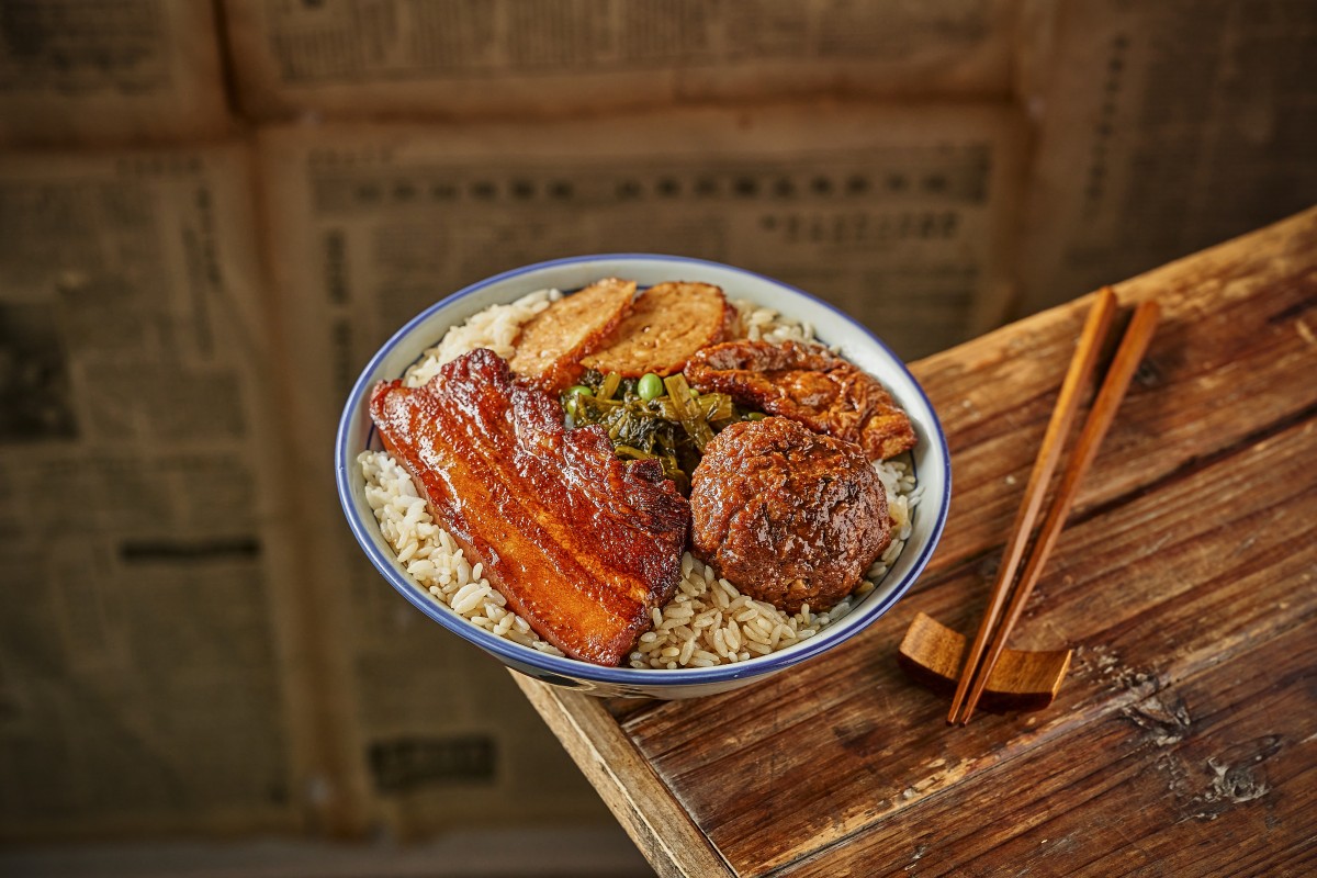 红烧肥肠蛋炒饭