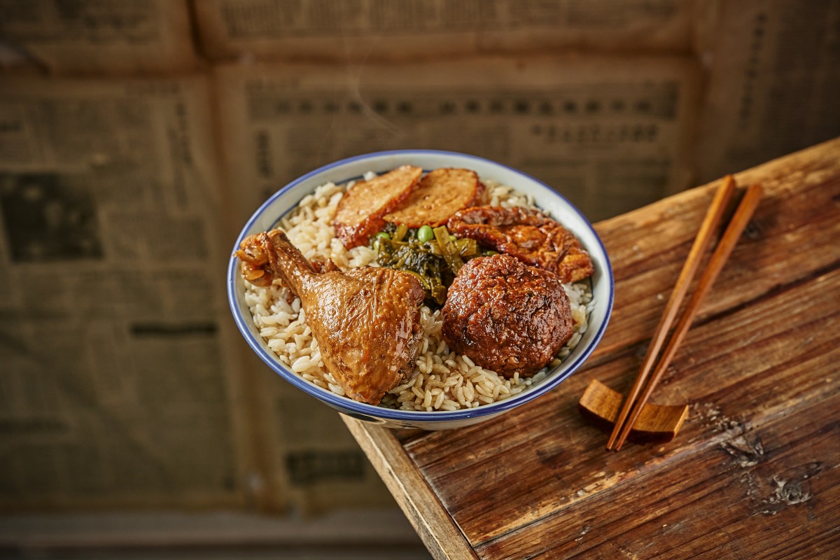 红烧肥肠蛋炒饭